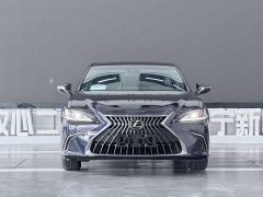 Lexus ES 200 Excellence Edition - ფოტო 2