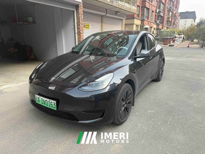 Tesla Model Y Rear-Wheel Drive - car from China