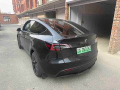 Tesla Model Y Rear-Wheel Drive - photo 4