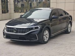Volkswagen Passat Plug-in Hybrid 430PHEV Hybrid Elite Edition - photo 1