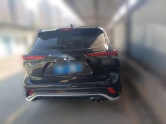 Toyota Crown Venza 2.5L HEV FWD Entry 5-Seater - photo 3