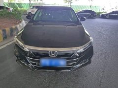 Honda Accord 260TURBO Luxury Edition - фото 2