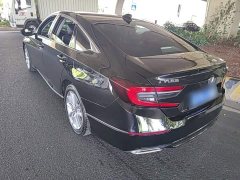 Honda Accord 260TURBO Luxury Edition - фото 4