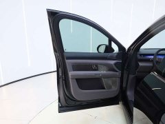 NIO ES8 Six-Seat Executive Luxury Edition - ფოტო 10