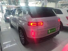 Geely ICON Chocolate 1.5TD Pure Elegance Edition - ფოტო 4