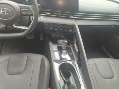 Hyundai Elantra 1.5L CVT Luxury - ფოტო 13