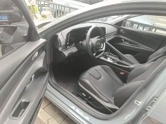 Hyundai Elantra 1.5L CVT Luxury - ფოტო 15