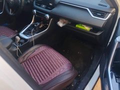 Toyota RAV4 2.0L CVT FWD Fashion Plus - photo 8