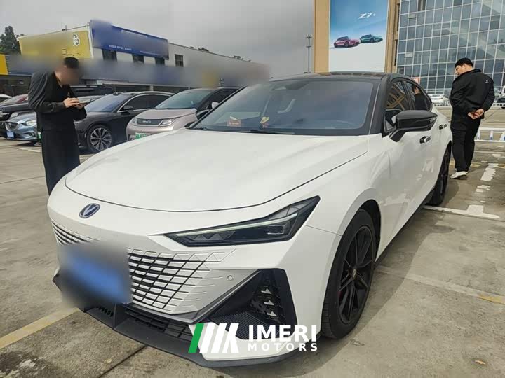 Changan UNI-V 1.5T Premium