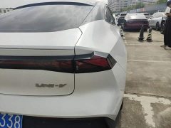 Changan UNI-V 1.5T Premium - фото 7