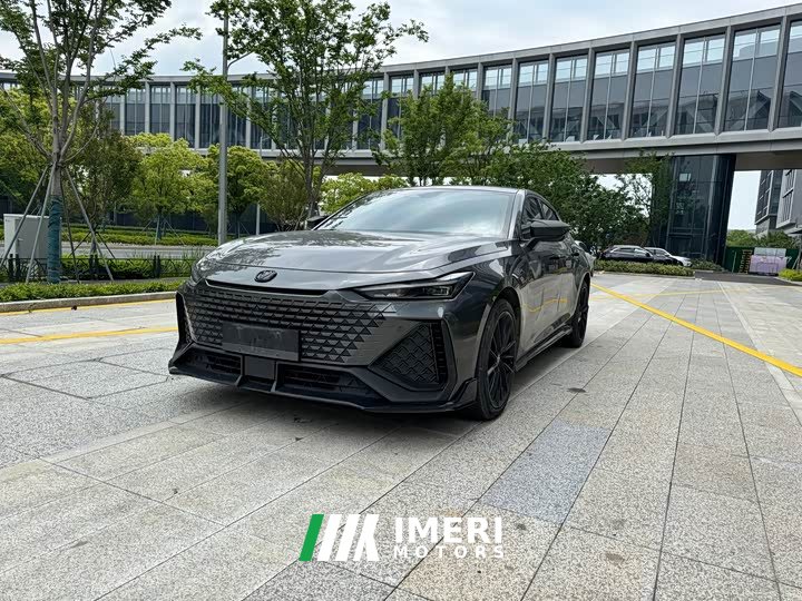 Changan UNI-V 2023 2.0T sharp version