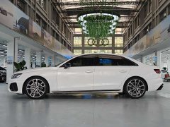 Audi A4L 40 TFSI quattro RS Package Dynamic Edition - photo 2