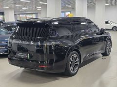 Lynk & Co 900 2.0T Explorer Edition 6-seater - фото 17