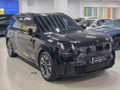 Lynk & Co 900 2.0T Explorer Edition 6-seater - фото 3