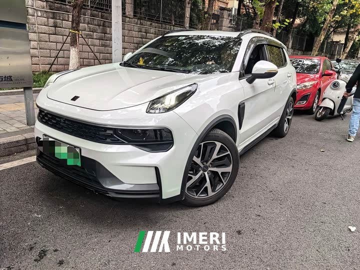 Lynk & Co 01 EM-P 1.5TD PHEV Plus - автомобиль из Китая