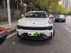 Lynk & Co 01 EM-P 1.5TD PHEV Plus - фото 2