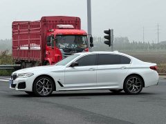 BMW 5 Series 530Li Luxury M Sport Package - photo 1