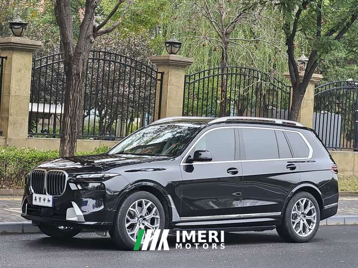 BMW X7 xDrive40i Premier Luxury Package