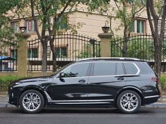 BMW X7 xDrive40i Premier Luxury Package - photo 2