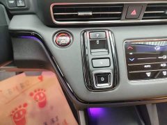 Honda Odyssey 2.0L e:HEV Sharp Comfort Edition - ფოტო 13