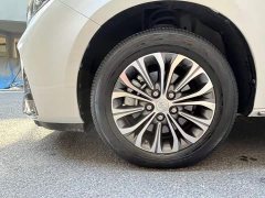 Buick GL8 Land Business Class Smart Edition - ფოტო 10