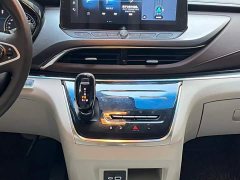 Buick GL8 Land Business Class Smart Edition - ფოტო 12