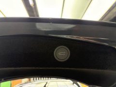 Tesla Model 3 Rear-Wheel Drive - фото 12