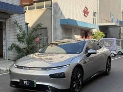 XPeng P7 625E - ფოტო 1