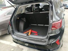 Volkswagen Jetta VS5 280TSI Manual Pioneer Edition - photo 18