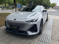 Changan UNI-V 1.5T Deluxe - фото 1