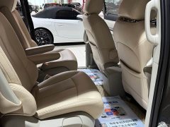 Buick GL8 Land Business Class Smart Edition - ფოტო 12