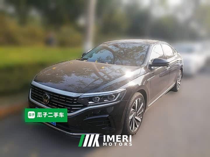 Volkswagen Passat Facelift 330TSI Luxury