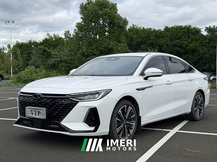 Chery Arrizo 8 1.6T DCT Yì - car from China