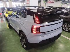 Volvo EX30 Rear-Wheel Drive Extended Range Ultra - ფოტო 4