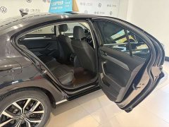 Volkswagen Magotan 280TSI DSG Comfort - photo 8