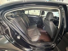 Volkswagen Magotan 280TSI DSG Comfort - photo 9