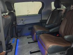 Toyota Sienna 2.5L Hybrid Comfort Edition - ფოტო 12