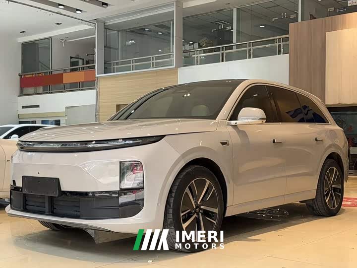 Li Auto L6 Pro - ავტომობილი ჩინეთიდან
