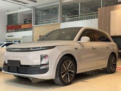 Li Auto L6 Pro - ფოტო 1