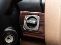 Toyota Land Cruiser (Imported) LC71 4.0L Automatic - ფოტო 12