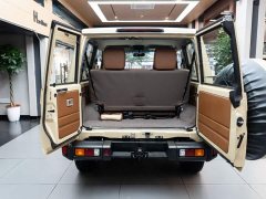 Toyota Land Cruiser (Imported) LC71 4.0L Automatic - ფოტო 17