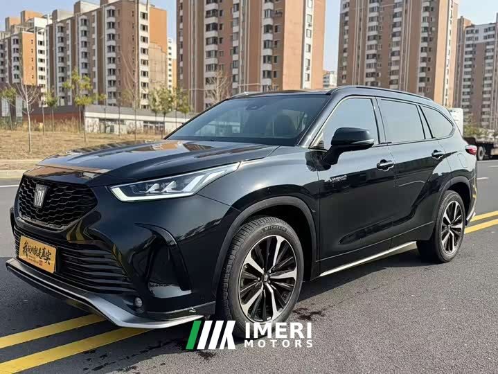 Toyota Crown Venza 2.5L HEV AWD Premium