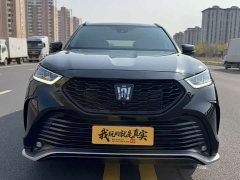 Toyota Crown Venza 2.5L HEV AWD Premium - ფოტო 2