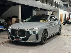 BMW 7 Series 735Li M Sport Package - ფოტო 1