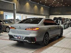 BMW 7 Series 735Li M Sport Package - ფოტო 10