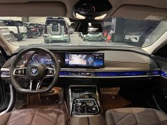 BMW 7 Series 735Li M Sport Package - ფოტო 6