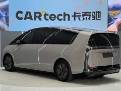 Li Auto Li Xiang MEGA Ultra - ფოტო 19