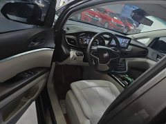 Buick GL8 Land Business Class Smart Edition - ფოტო 15