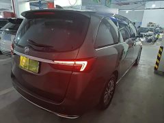 Buick GL8 Land Business Class Smart Edition - ფოტო 6