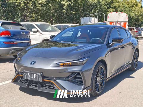 2025 Changan UNI-V 1.5T 500Bar Premium Edition - автомобиль из Китая